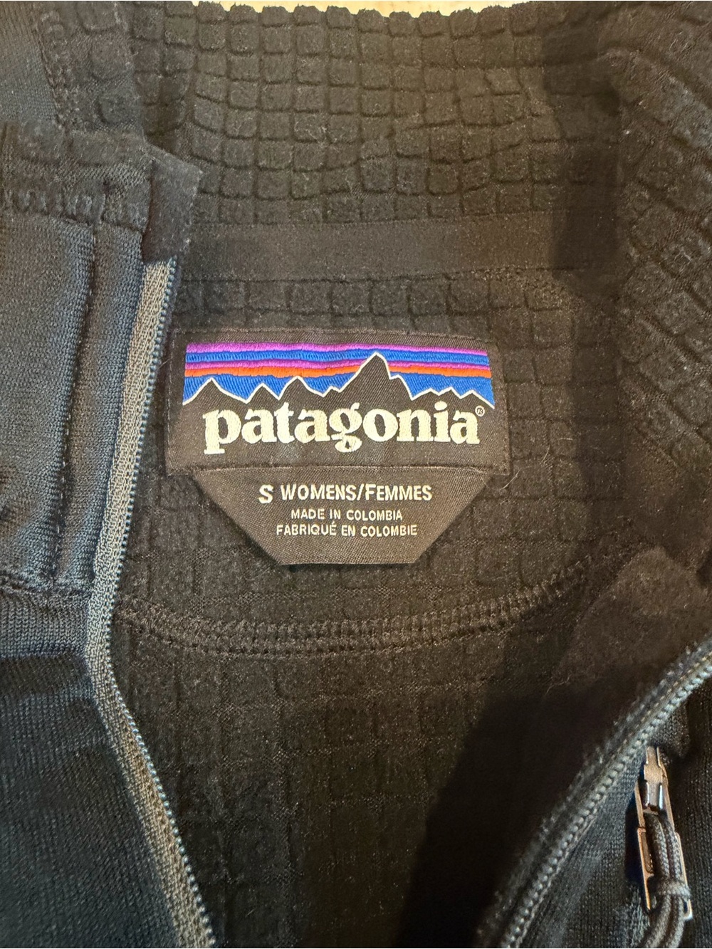Ladies Patagonia R1 pullover - Picture 6 of 10